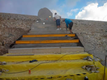 Fixing the memorial onto Mont Ventoux